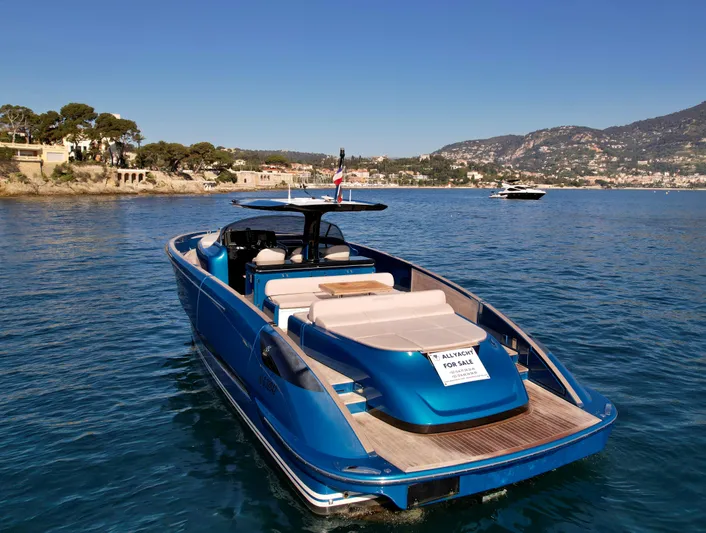  Yacht Photos Pics Solaris Power 48 OPEN