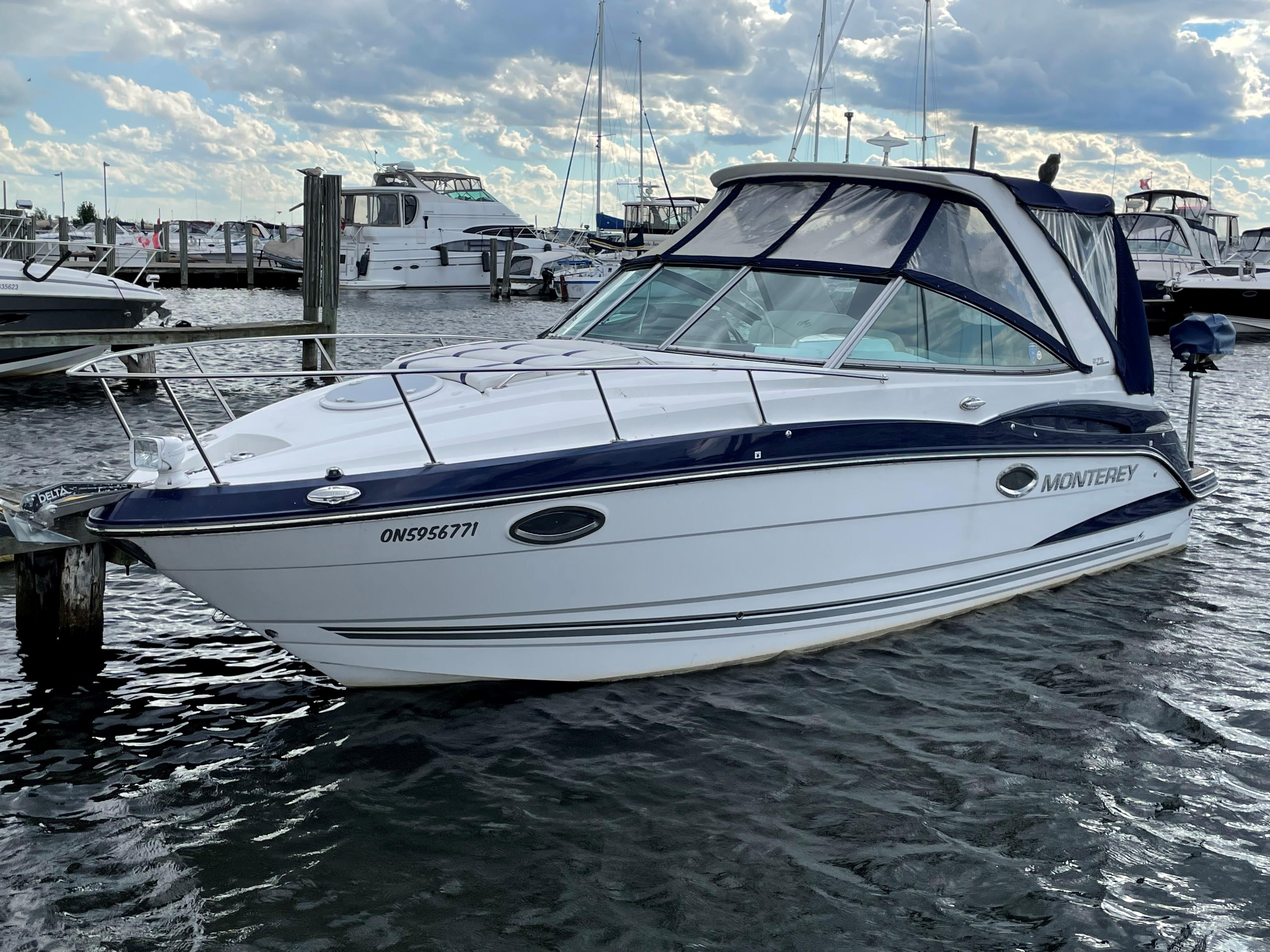 2018 Monterey 275 Sport Yacht