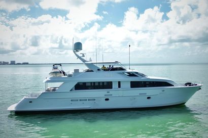 2002 92' 10'' Hatteras-92 Cockpit Motor Yacht Miami, FL, US