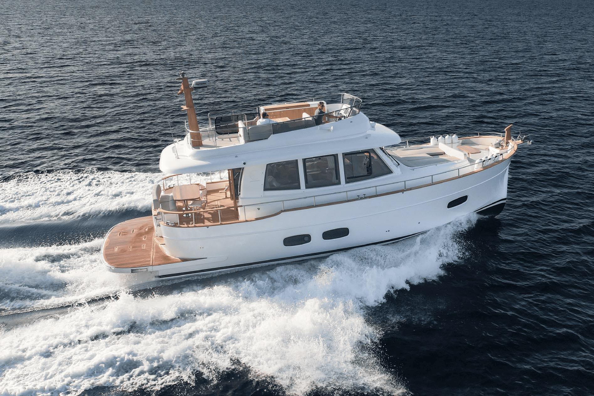 2025 Sasga Yachts Menorquin 48 Flybridge