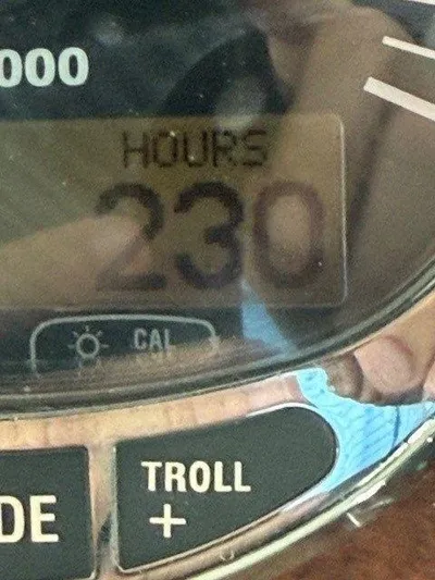  Yacht Photos Pics 2007 Meridian 391 Sedan Bridge - Image 25