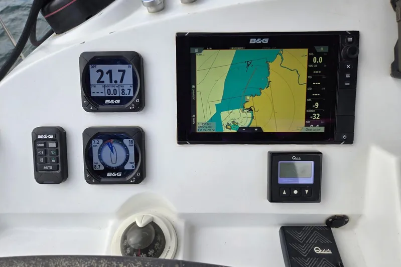 Arias Song Yacht Photos Pics Lagoon 400 S2 2016 yacht navigation panel with B&G instruments and digital displays.