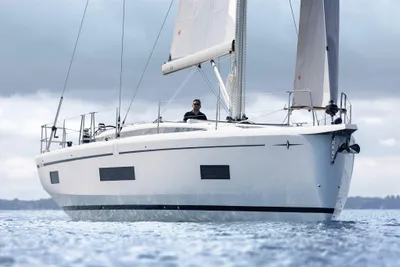 2025 Bavaria C46