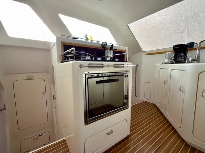 Leap Of Faith Yacht Photos Pics 