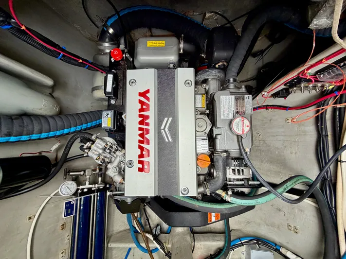 Leap Of Faith Yacht Photos Pics 