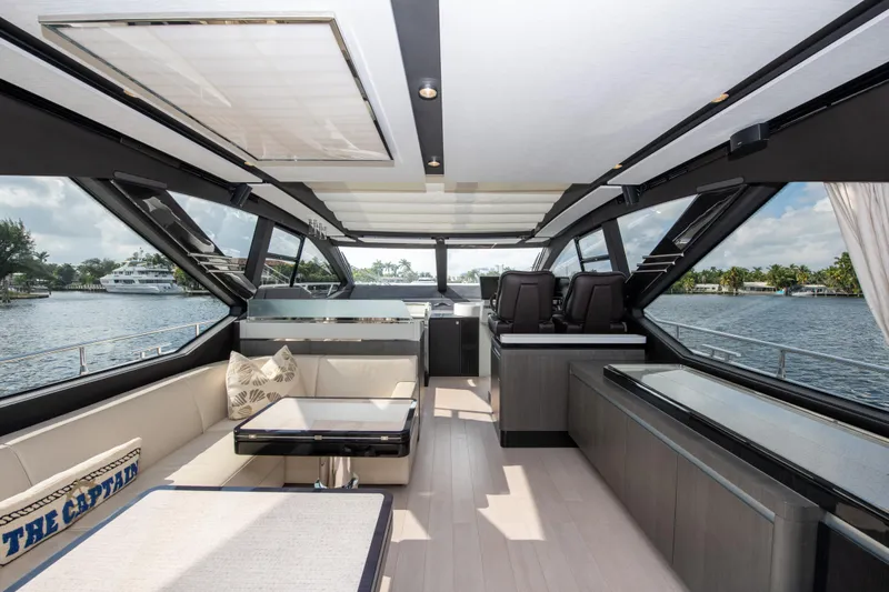 Another Chance III Yacht Photos Pics Azimut 70 Another Chance III - Salon