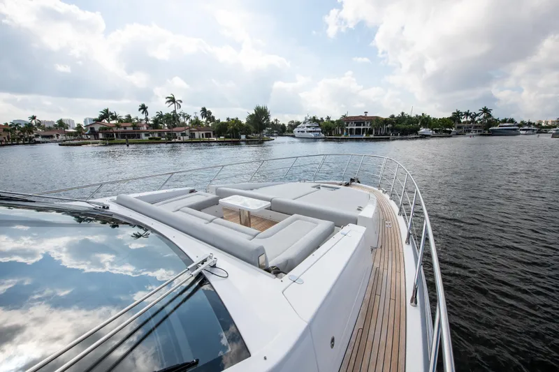 Another Chance III Yacht Photos Pics Azimut 70 Second Chance III - Bow