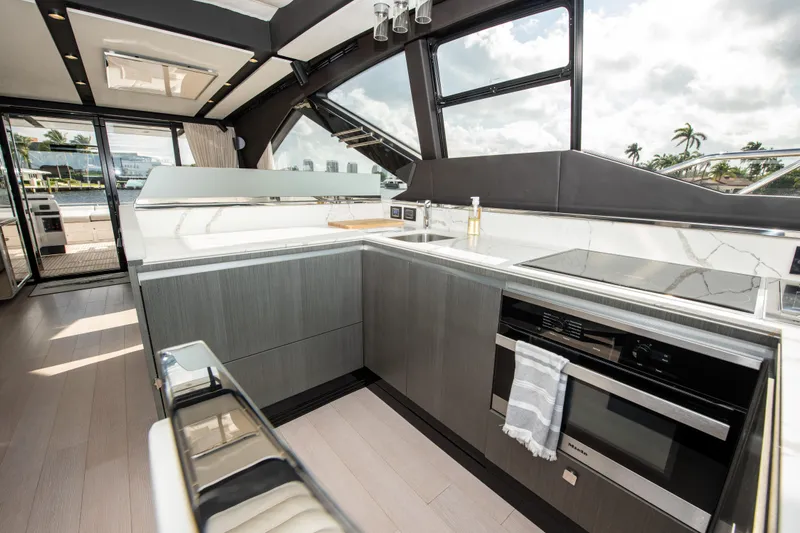 Another Chance III Yacht Photos Pics Azimut 70 Second Chance III - Galley