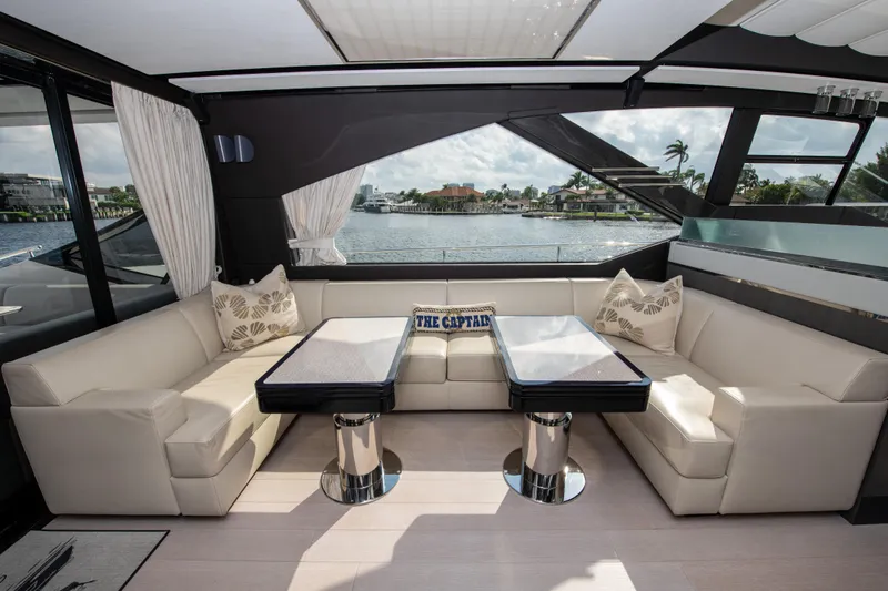 Another Chance III Yacht Photos Pics Azimut 70 Second Chance III - Dinette