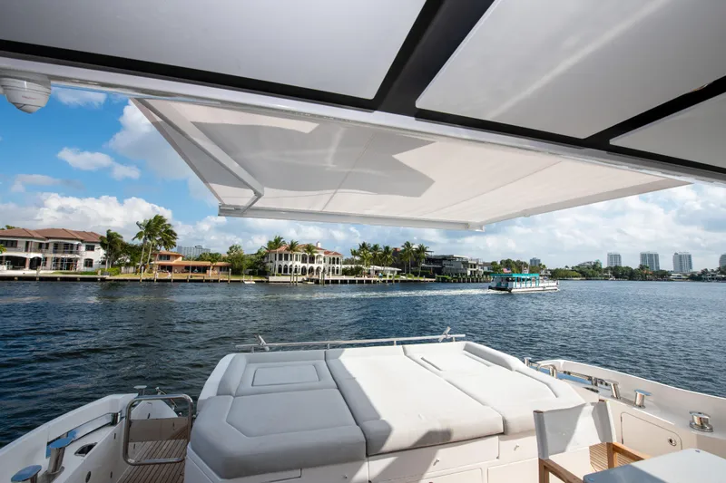 Another Chance III Yacht Photos Pics Azimut 70 Second Chance III - Aft Deck