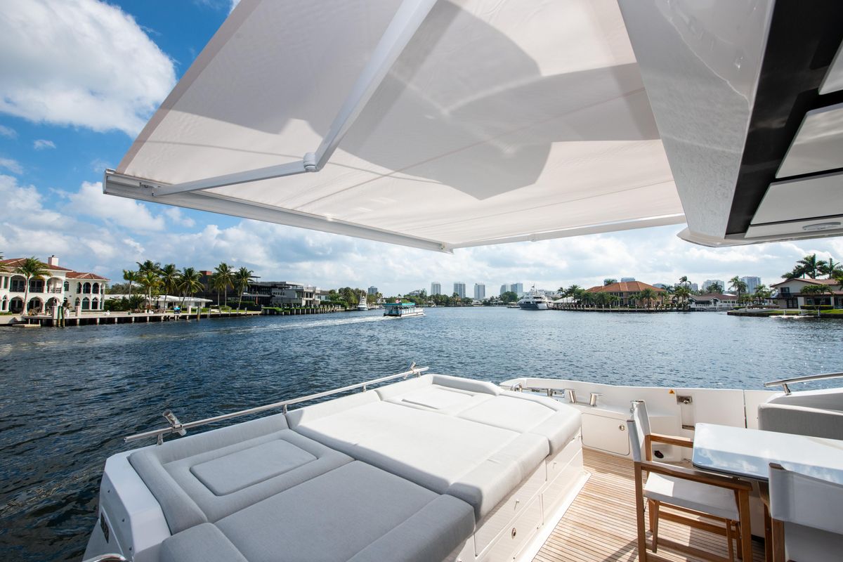 2021 Azimut 70 