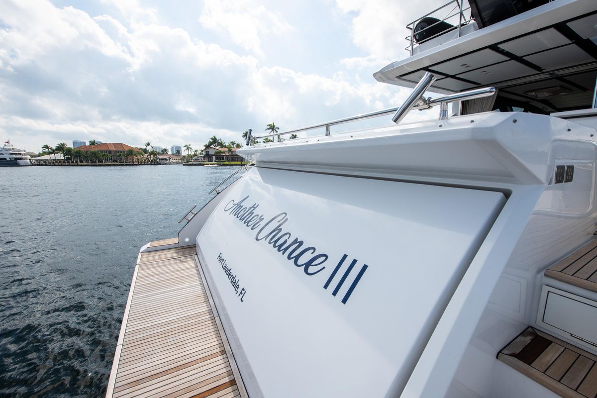 2021 Azimut 70 