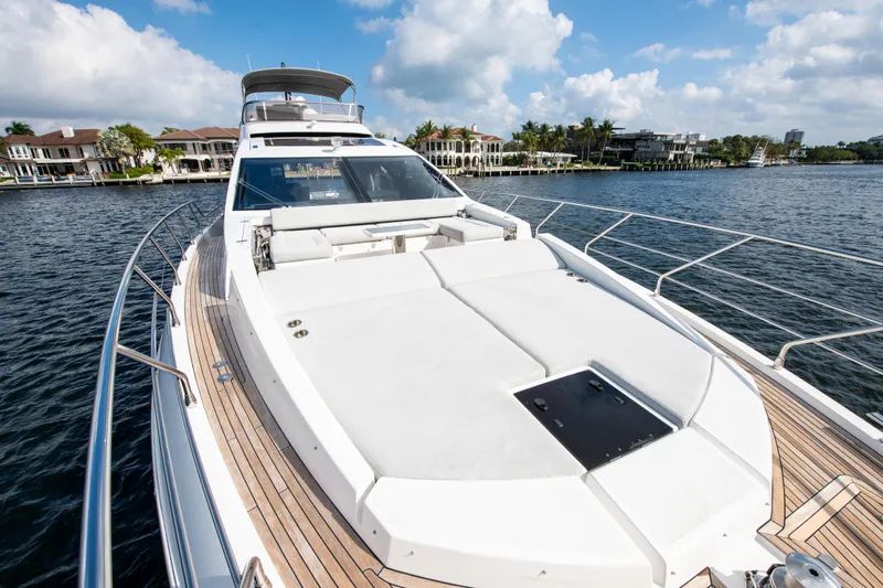 Another Chance III Yacht Photos Pics Azimut 70 Second Chance III -Bow Sunpads