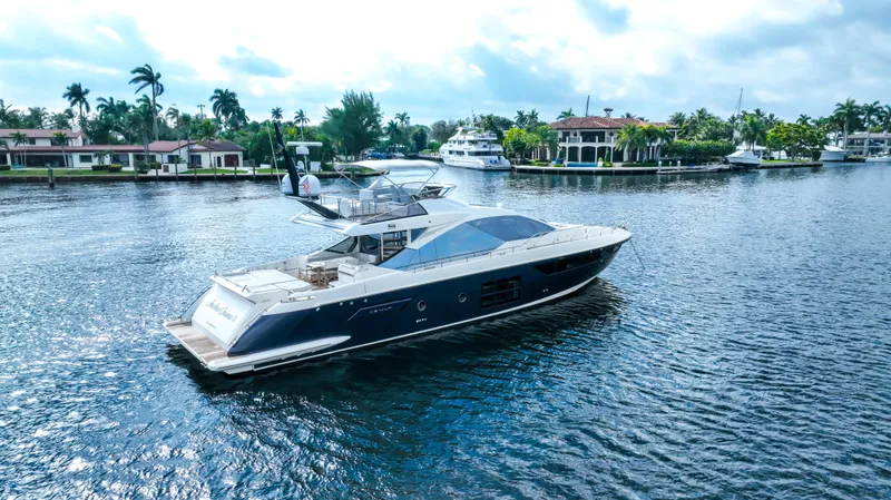 Another Chance III Yacht Photos Pics Azimut 70 Second Chance III - Exterior Profile