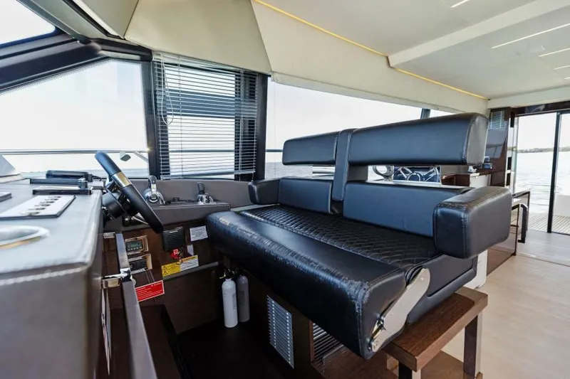 Peace Yacht Photos Pics Helm