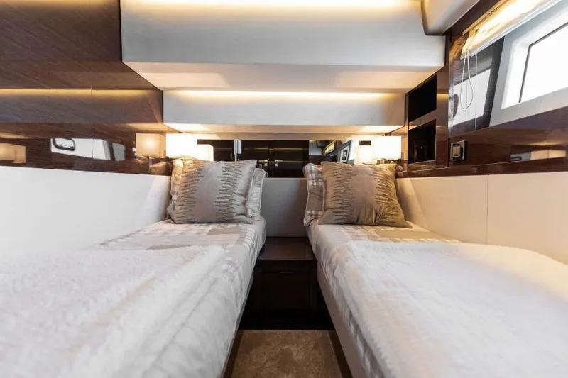 Peace Yacht Photos Pics Guest Stateroom