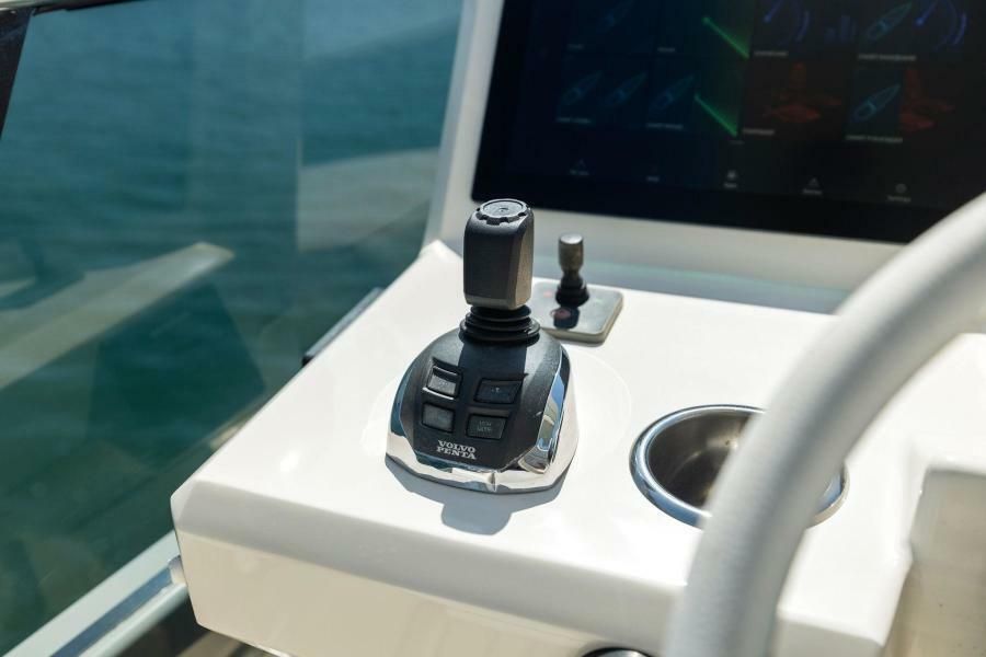 2019 Prestige 63 