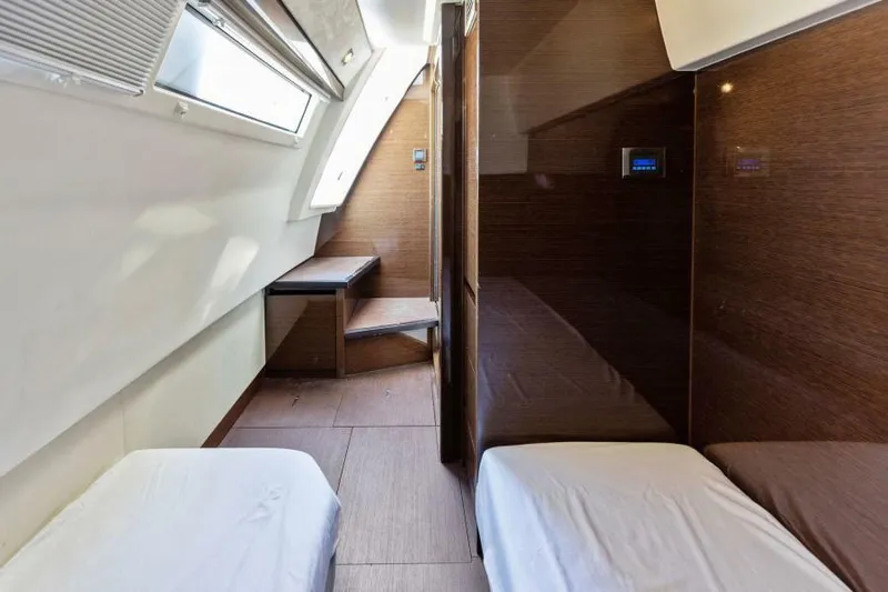 Peace Yacht Photos Pics Crew Quarters