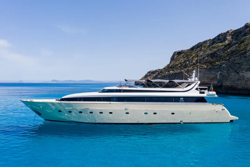 Paula III Yacht Photos Pics Mondomarine 120