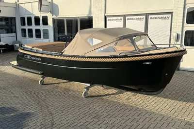 2025 Primeur 715 tender