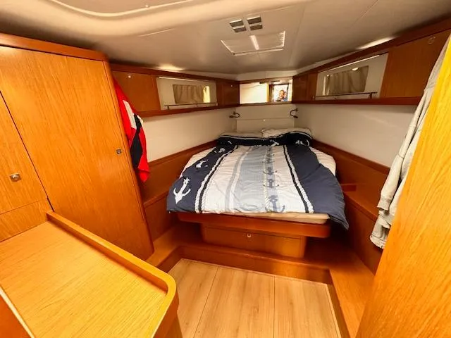  Yacht Photos Pics Beneteau Sense 50 2011