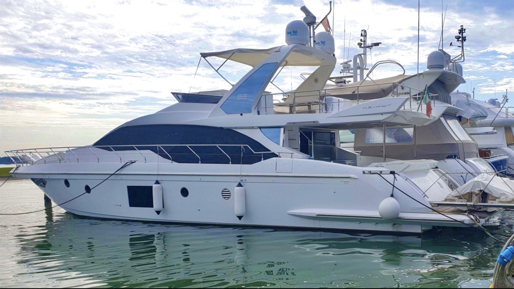 Azimut 66