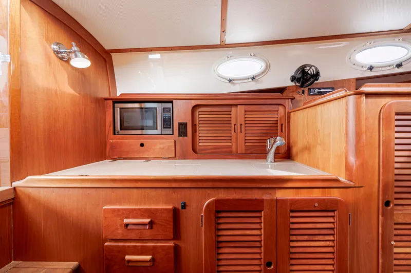 Out Of Reach Yacht Photos Pics 