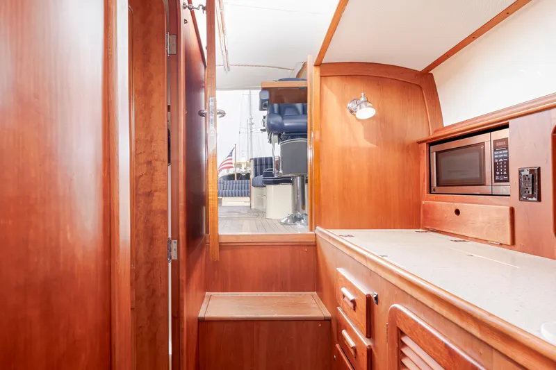 Out Of Reach Yacht Photos Pics 