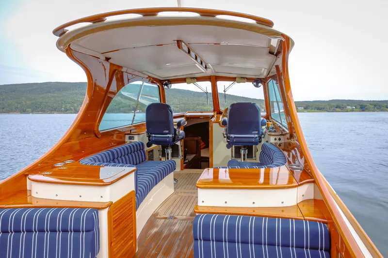 Out Of Reach Yacht Photos Pics 