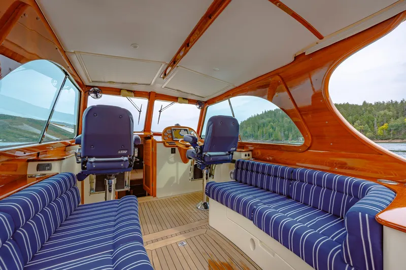 Out Of Reach Yacht Photos Pics 