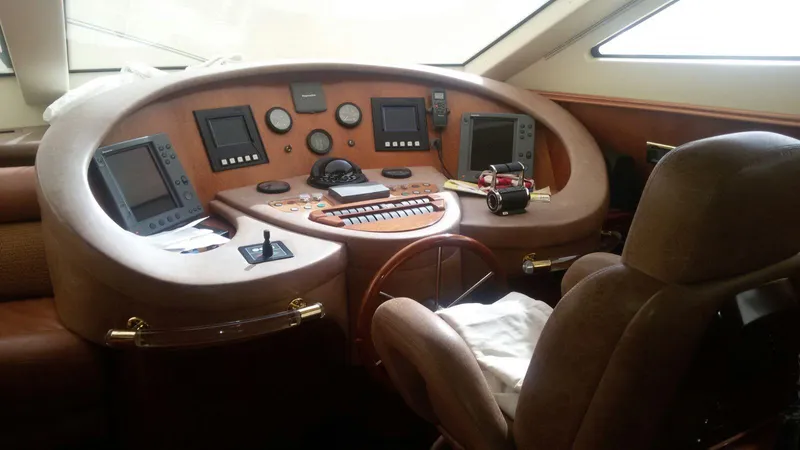  Yacht Photos Pics 2004 Azimut 85 yacht helm with navigation instruments.