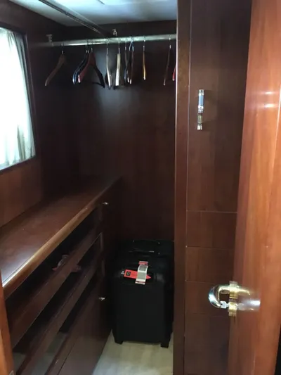  Yacht Photos Pics Luxurious closet on Azimut 85 yacht, year 2004.