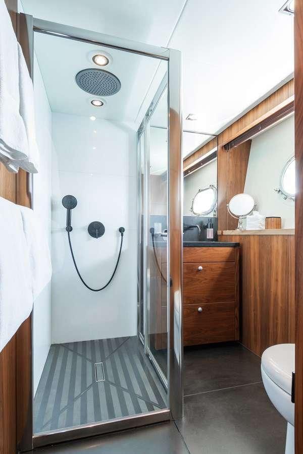 2014 Sunseeker 131 