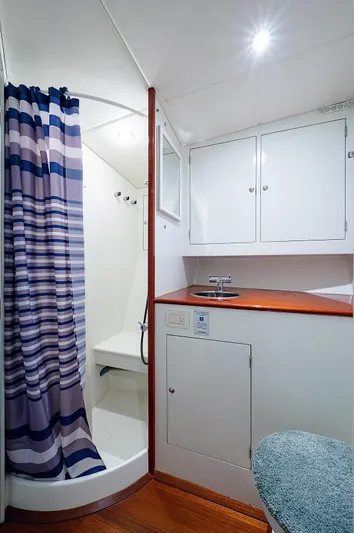 Slippery Slope Yacht Photos Pics 