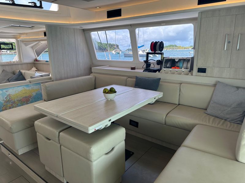 2019 Leopard 58
