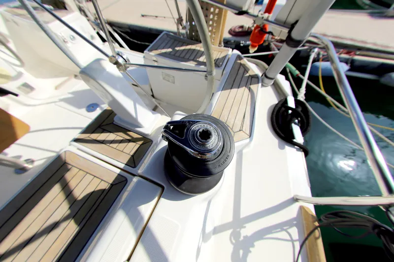  Yacht Photos Pics Deck of 2007 Dufour 425 Grand Large sailboat with winch and teak flooring.