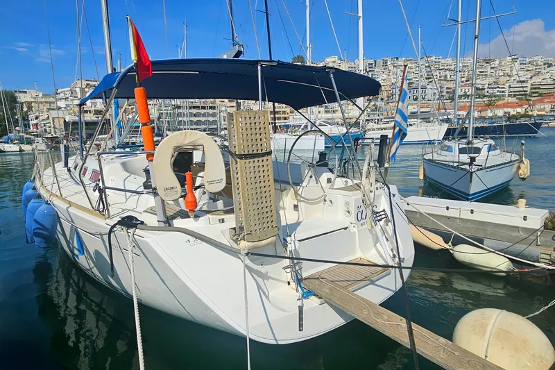  Yacht Photos Pics Dufour 425 Grand Large 2007 yacht docked in a marina, sunny day, blue sky.