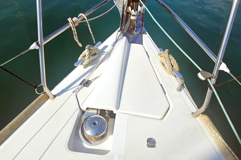  Yacht Photos Pics Bow of 2007 Dufour 425 Grand Large sailboat with ropes and anchor equipment.