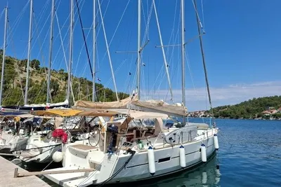 2017 Dufour 460