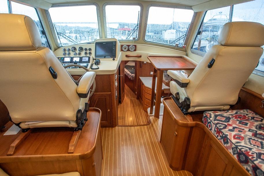 Dale Nelson 38 Aft Cabin