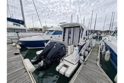 2023 Beneteau Antares 9 OB