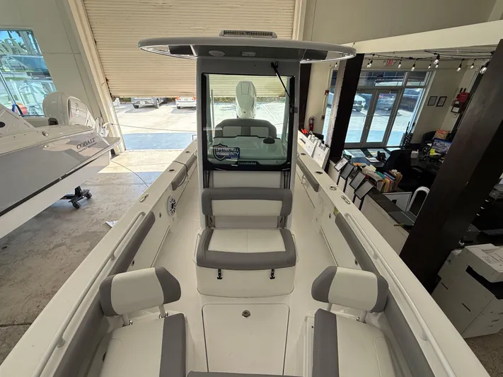  Yacht Photos Pics 2025 Everglades 253 Cc - Image 9