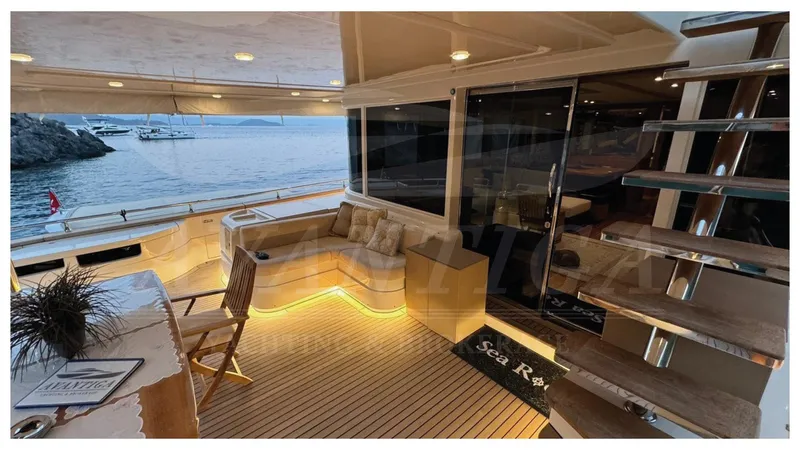  Yacht Photos Pics Apreamare Maestro 82