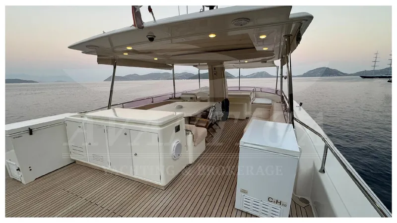  Yacht Photos Pics Apreamare Maestro 82