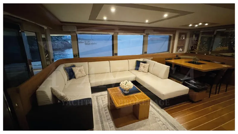  Yacht Photos Pics Apreamare Maestro 82