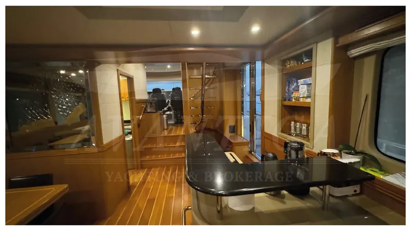  Yacht Photos Pics Apreamare Maestro 82