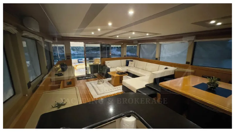  Yacht Photos Pics Apreamare Maestro 82