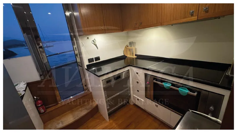  Yacht Photos Pics Apreamare Maestro 82