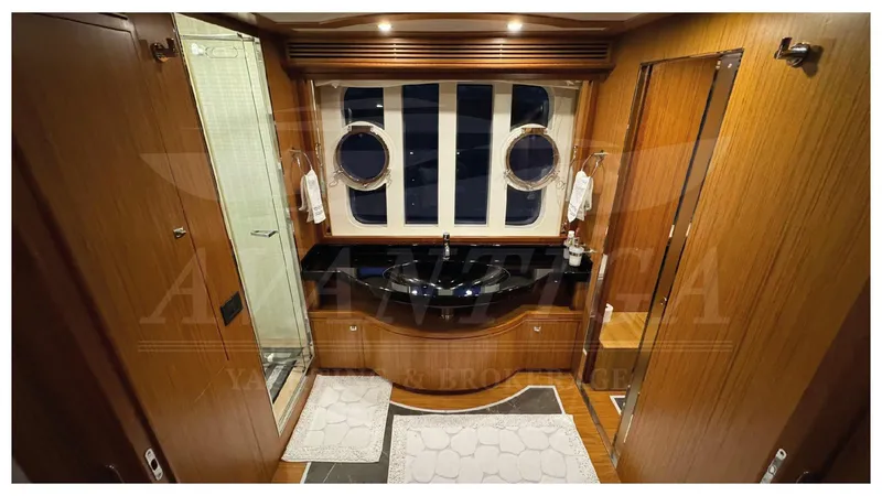  Yacht Photos Pics Apreamare Maestro 82