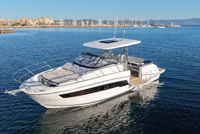 2021 Jeanneau Cap Camarat 10.5 WA Serie 2